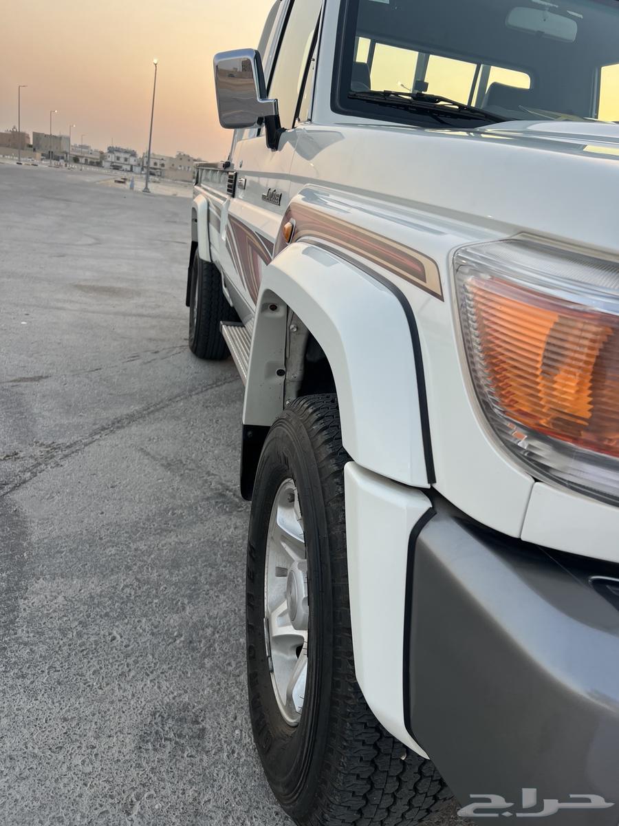 للبيع. جيب شاص. مخزن64448967546497113