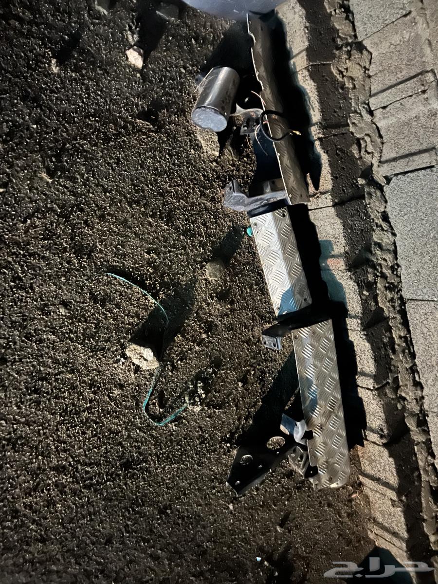 Front and rear bumper for chassis and front grille for chassis64450865751425112