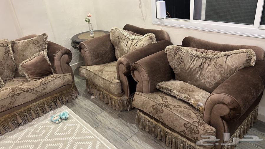 كنب فاخر مكو َن من 8 مقاعد64302804344834110