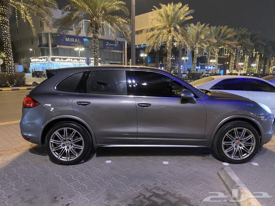 Porsche Cayenne S64441212739074112