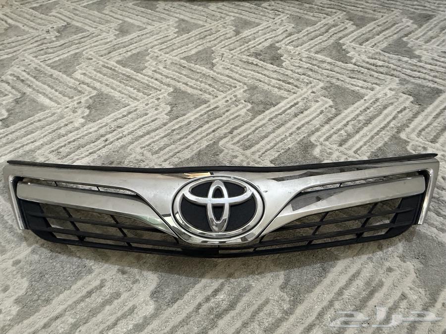 للبيع صدامات كامري 2012 تايوان مستخدمه امامي وخلفي64360536056450111