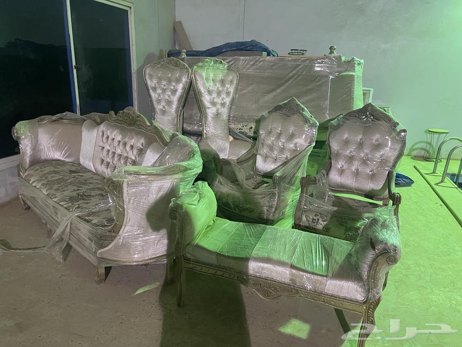 كنب كلاسيكي64304459489026112