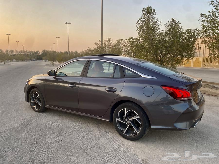 MG GT64440437610754110