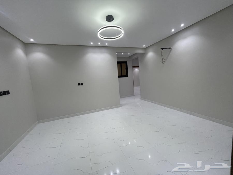 شقه دور ثاني خمس غرفه وصاله للبيع بحي الصفا السعر 49063613612325890114