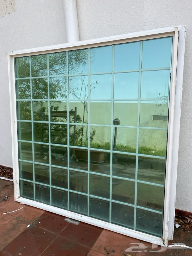 شباك بيت مستخدم بحالة جيدة64306967380865110