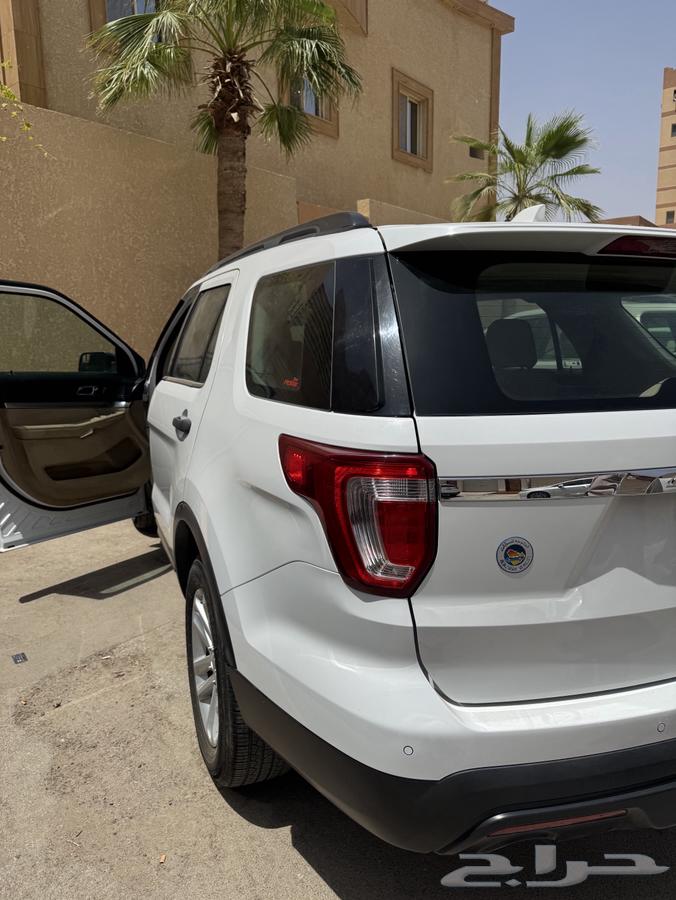 فورد اكسبلورر للبيع موديل 2016 ابيض نظيف64445513126914111