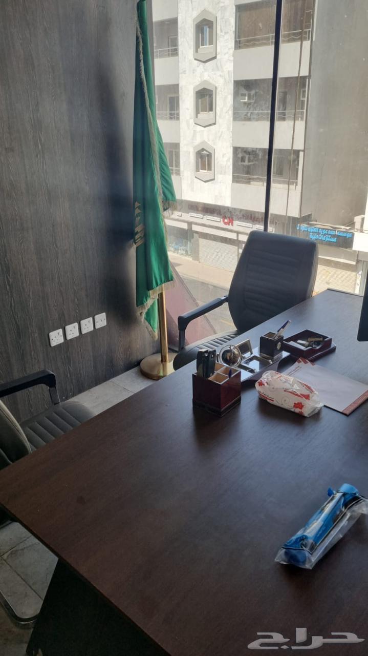 Furnished administrative offices for rent63613609747458112