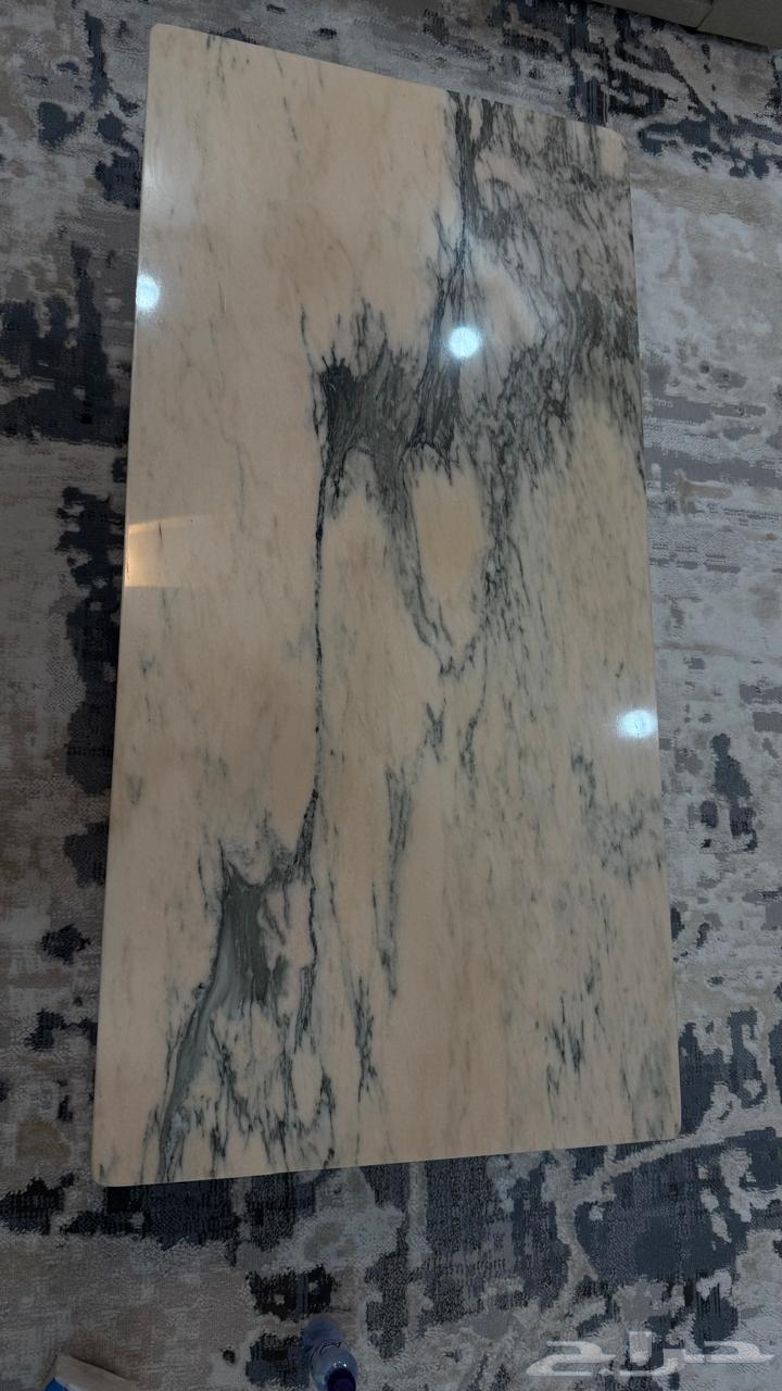 Marble table64308358797569110