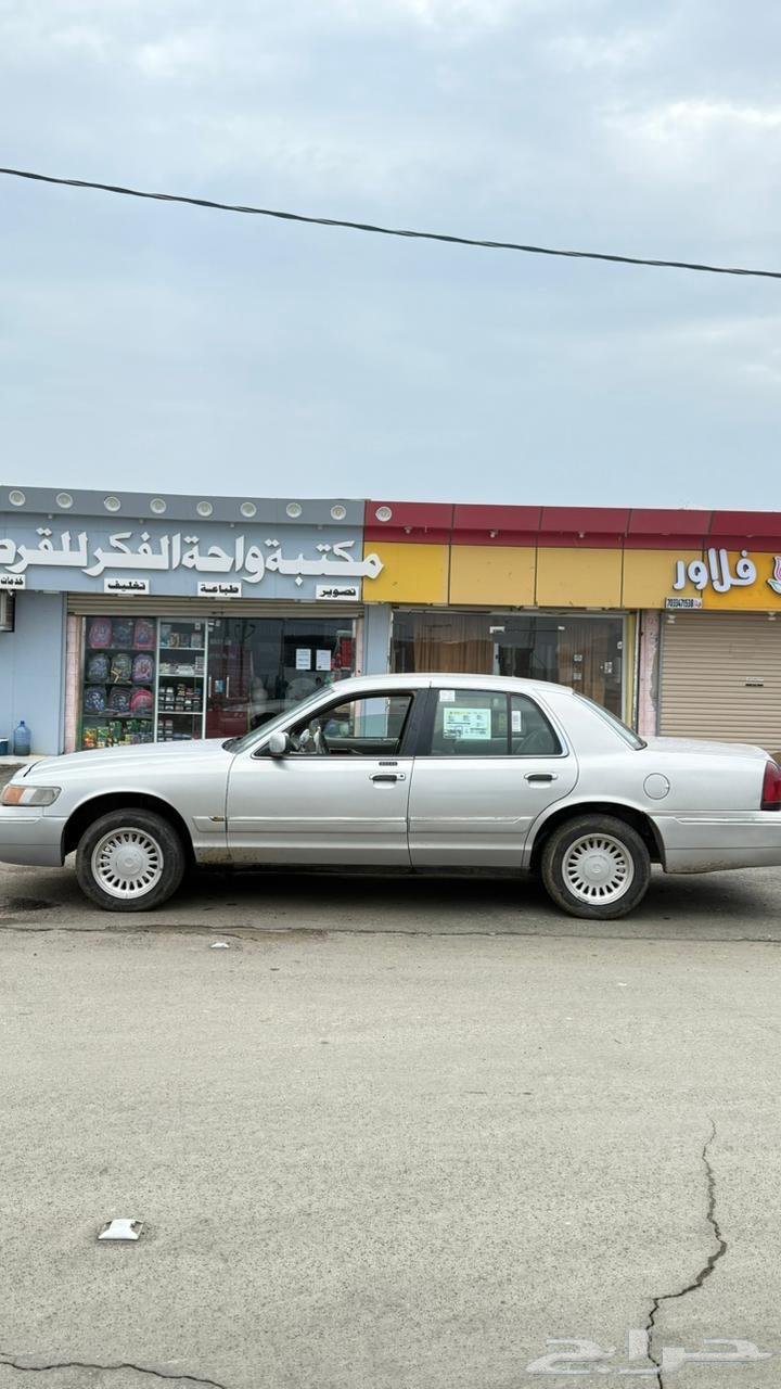 للبيع فورد جراند ماركيز64450691312769110