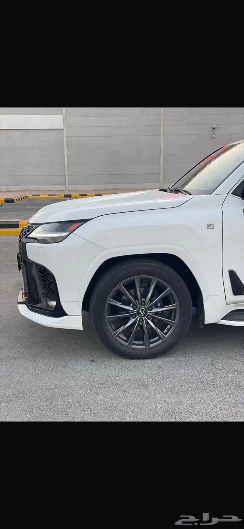 Lexus LX 60064451445812227111