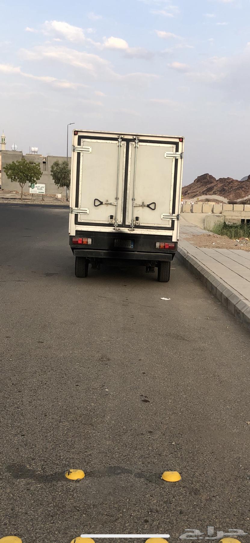 Rental with Refrigerated Isuzu D-Max 202264442117694467111