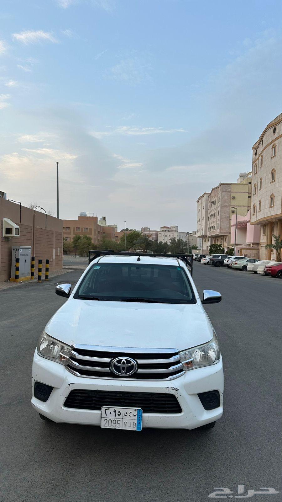 تويوتا هايلكس GL غمارة 2017 مكينة 2700 بودي بلد64445932912897113