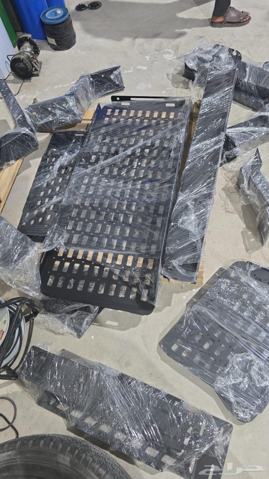 طبق لاند كروزر ويركب علئ اغلب السيارات64444944137602110