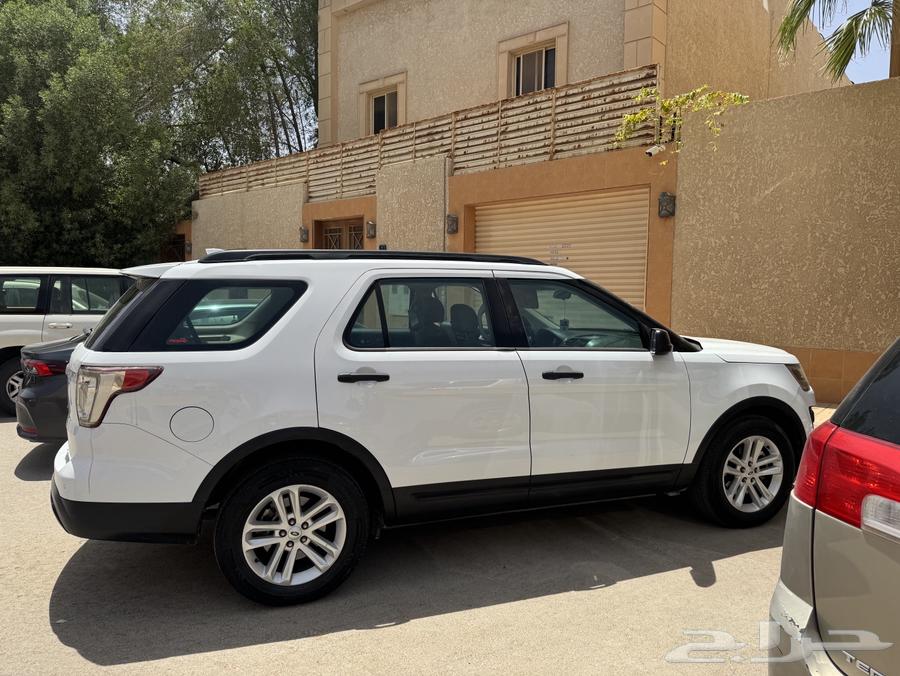 فورد اكسبلورر للبيع موديل 2016 ابيض نظيف64445513126914112