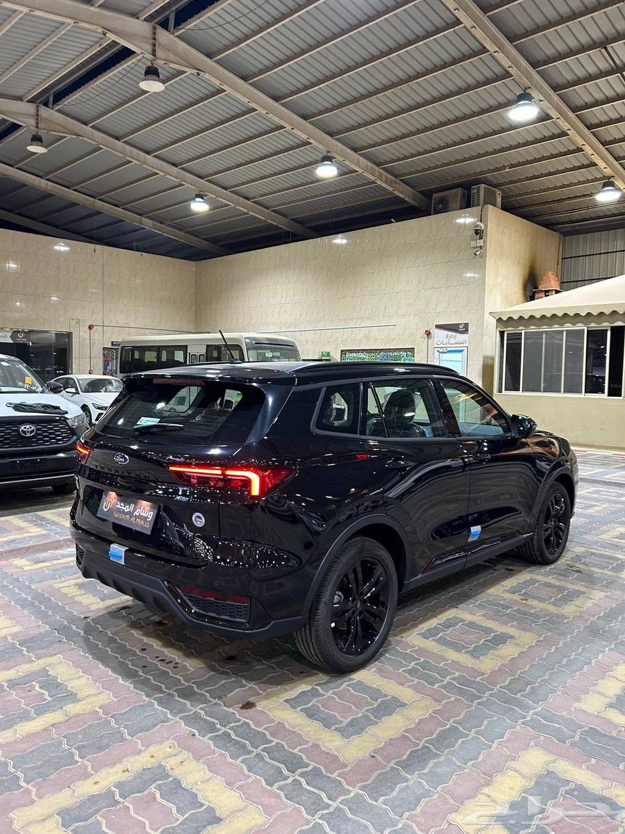 عرض خاص فورد تريتوري تيتانيوم دارك اديشن 2025 جاهز 12170064449677608577114