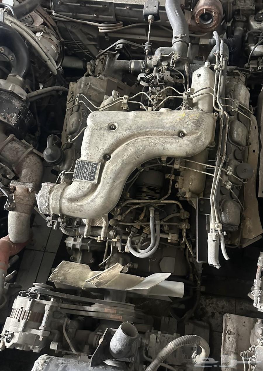 للبيع مكينتان نيسان وميتسبوشي 8 بستم حق كرينات64458318889089111