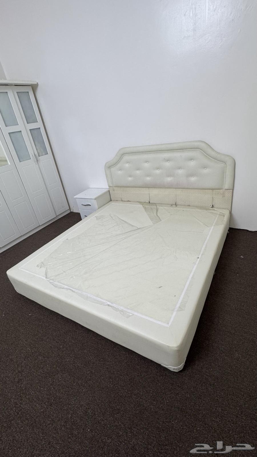 غرف نوم64324229430018113