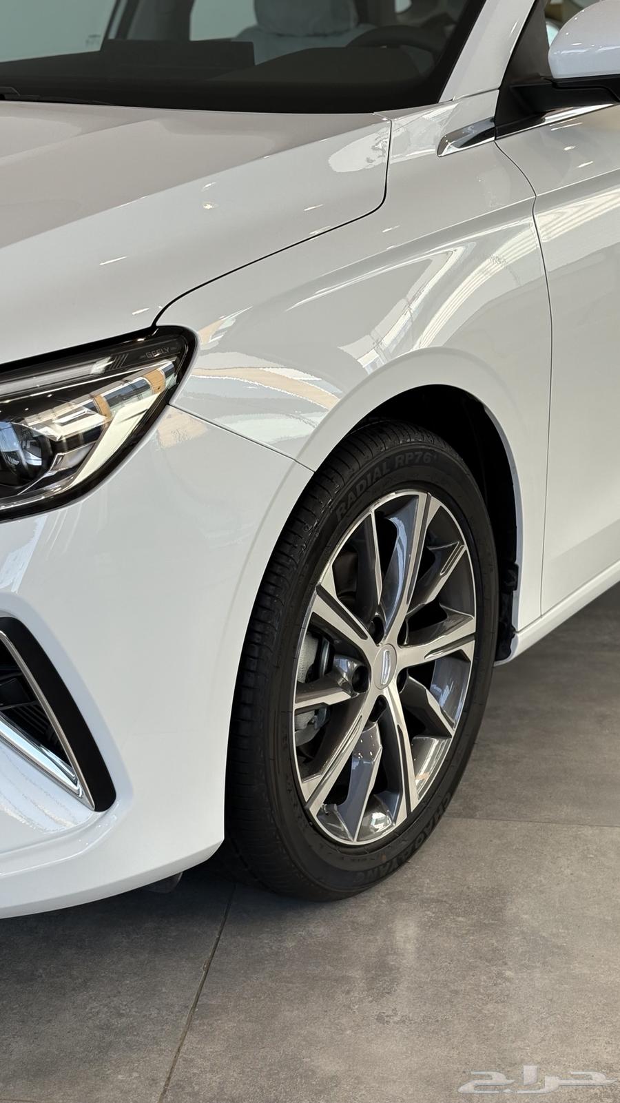 جيلي اميقراند الفل 2025 بسعر حصري64460120003201111