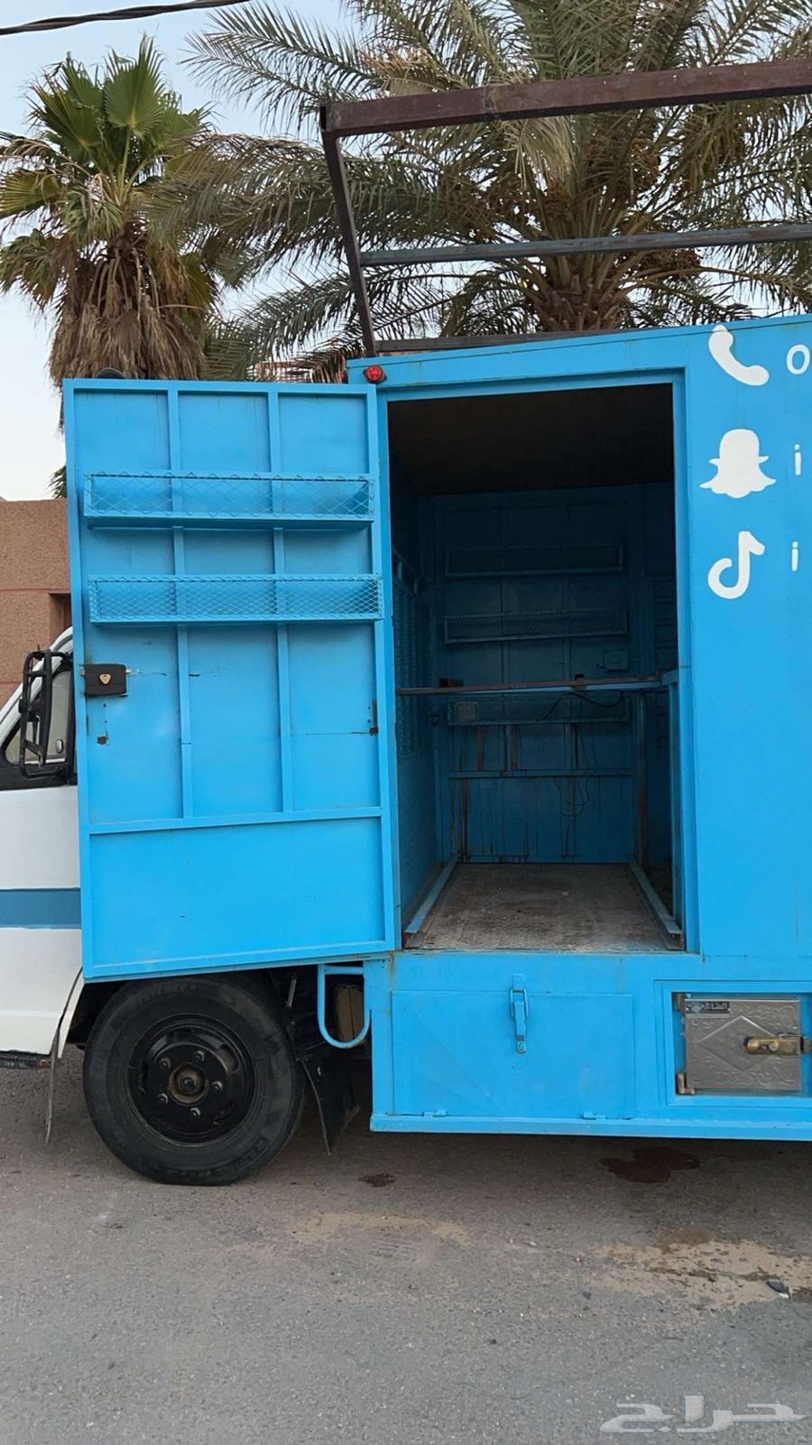 Isuzu 1990 model64475308087425114