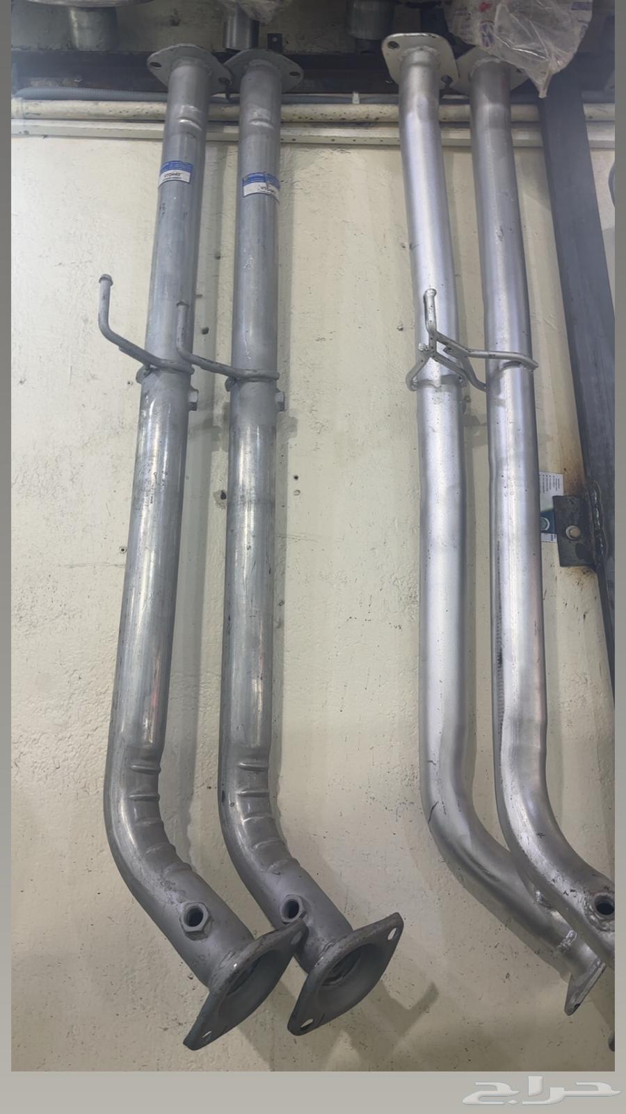 What is the image of Hilux discharge64463319842178110