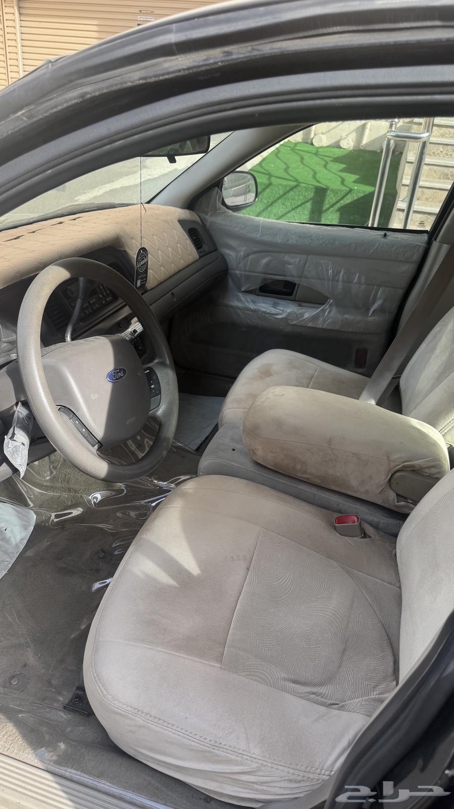 فورد 2011 بوليسي64462937812354113