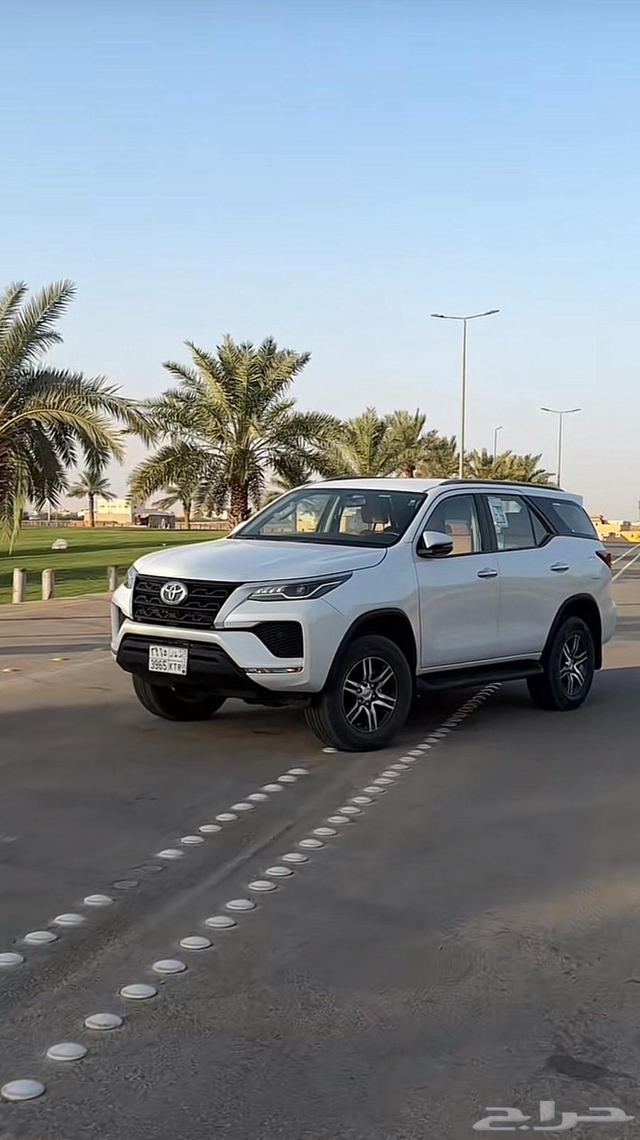 جيب فورشنير 2024 للتنازل64463101705857110