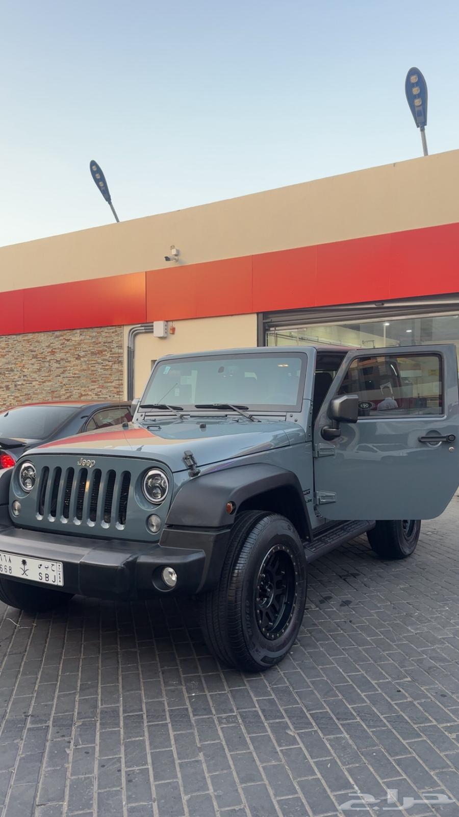 جيب رانجلر64465141982977111