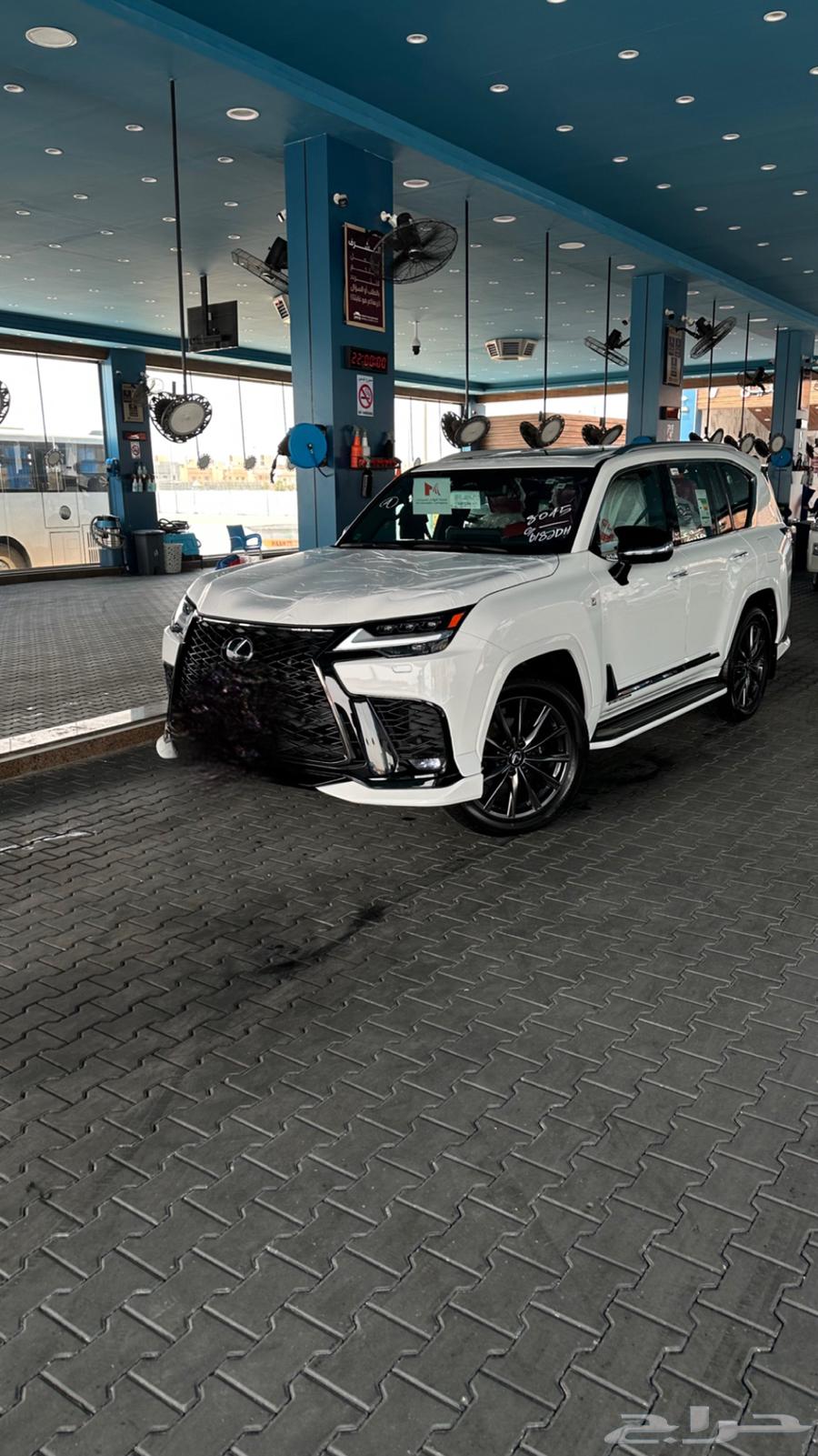 جيب لكزز 600 اف اسبورت 25 فل كامل 25 سمعه بلجكتر اول ملك64463846875777110