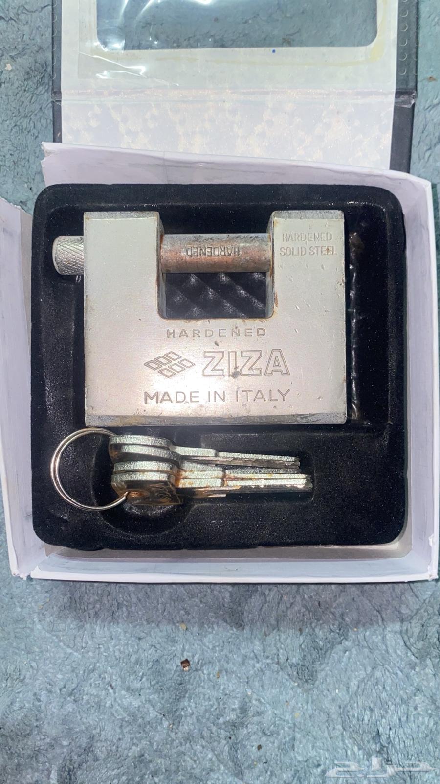 قفل للبيع64460078658818110