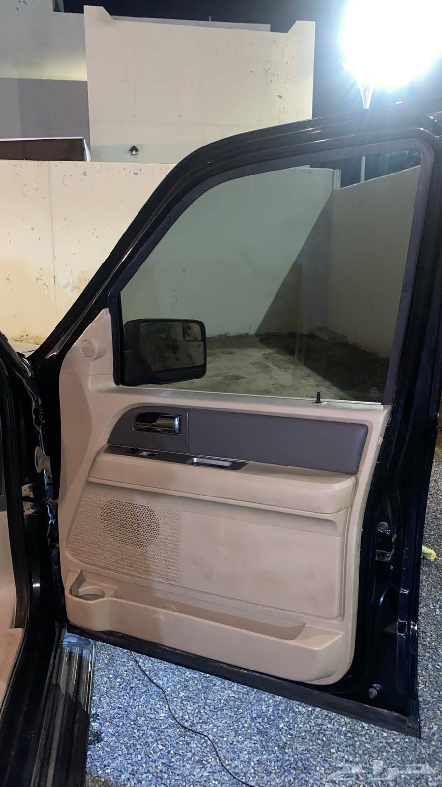 اكسبديشن موديل 2012 وكالة من الصدام لصدام64465563520771114