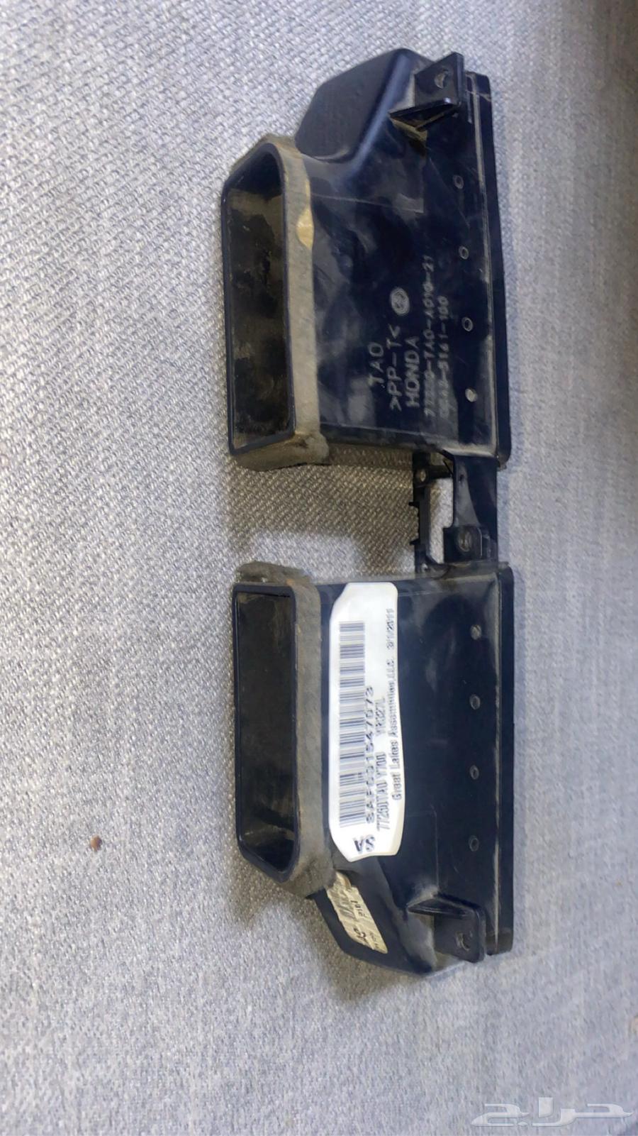 For sale 2012 Accord feather, clean and in good condition with original stickers, priced at 25064465254453378111