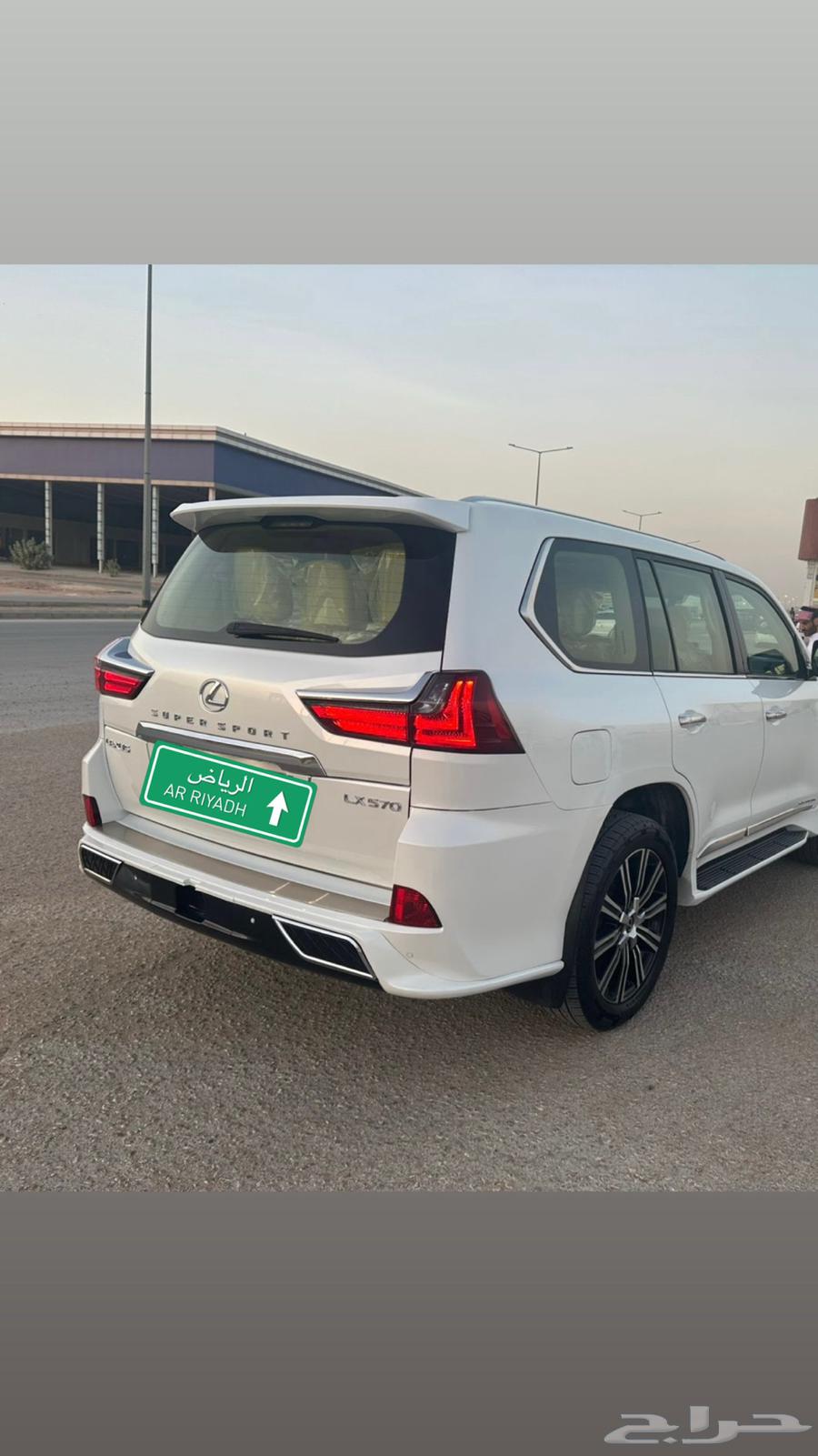 Lexus 2017 LX57064458244362497111