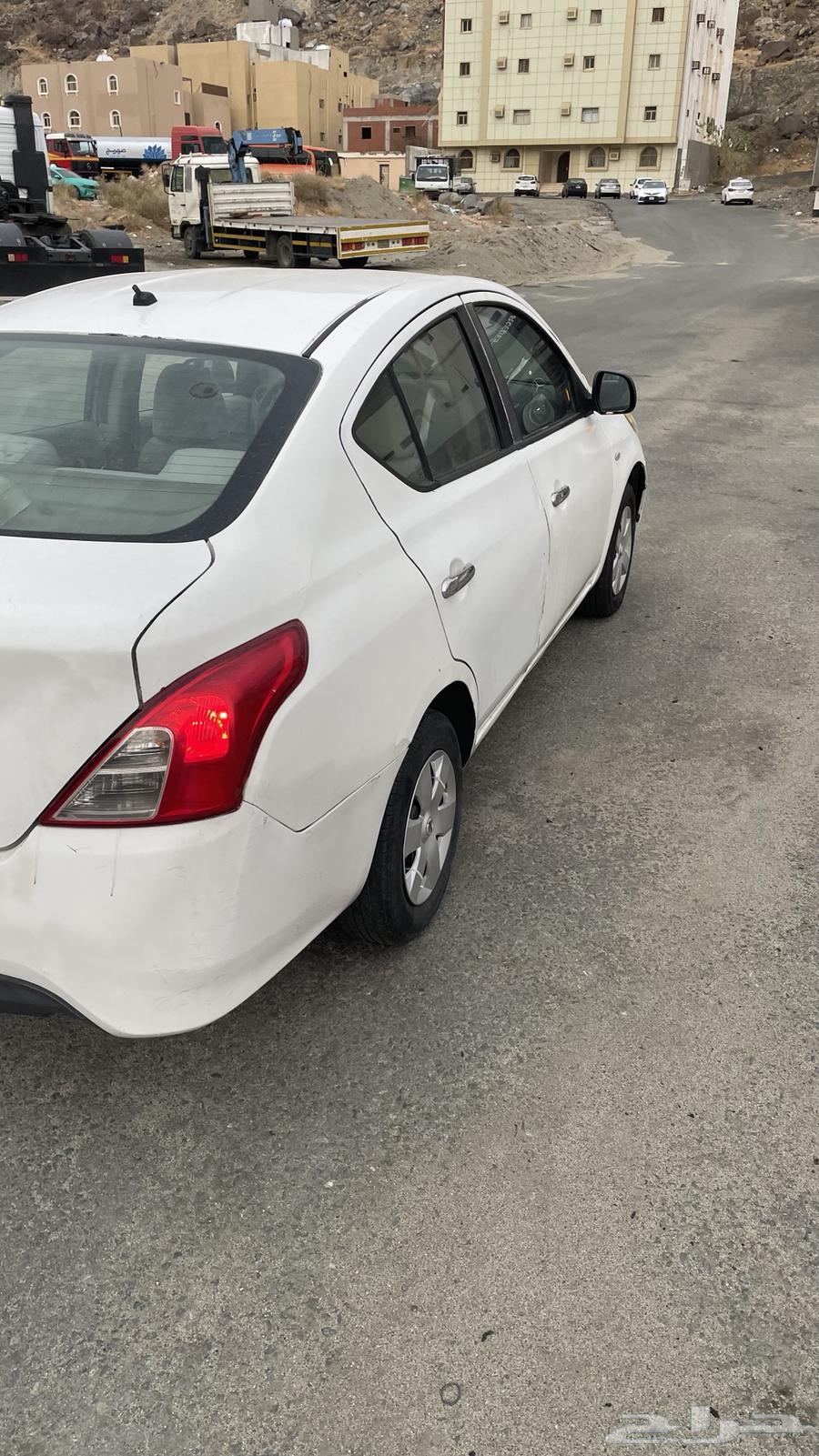 نيسان صني 201664552448928131112