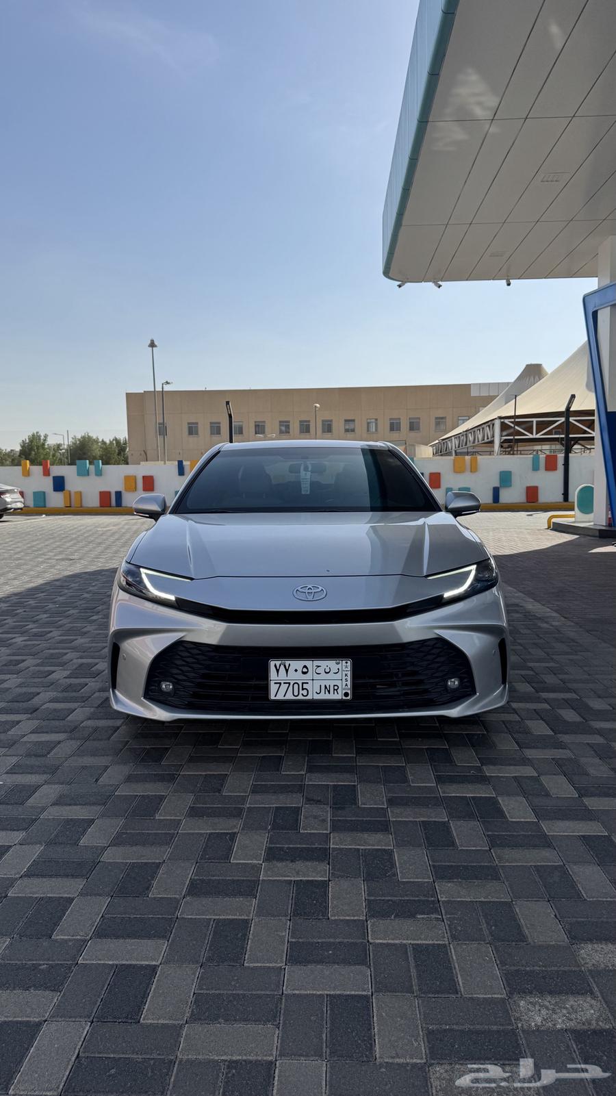 كامري 2025 E هايبرد ماشيه 14 الف وكالة64459619614211110