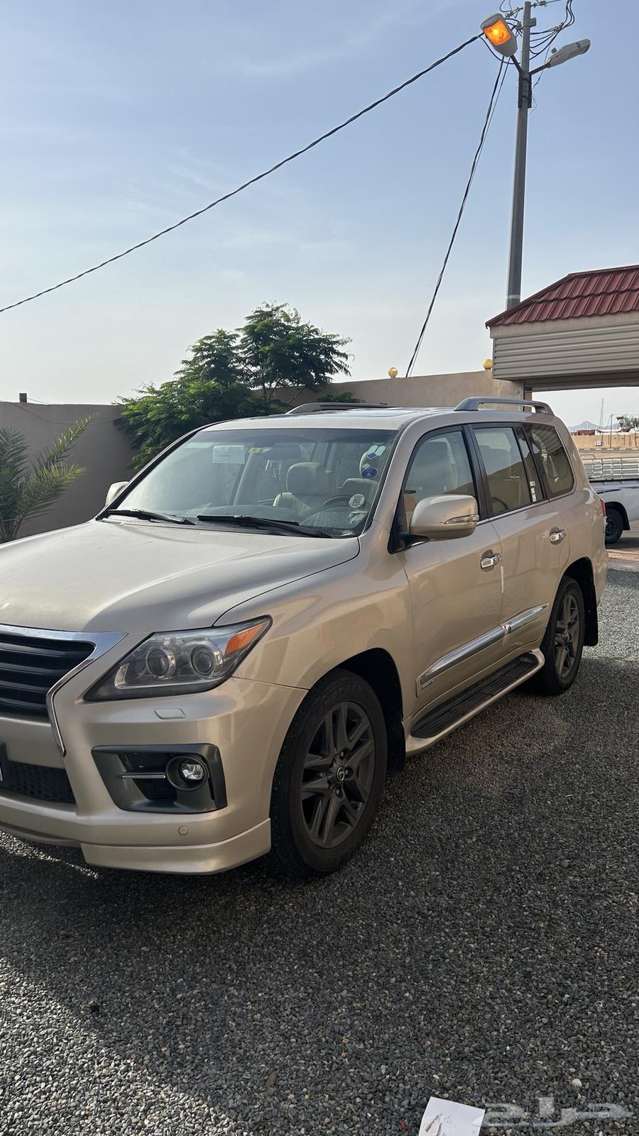 Lexus 2014 DDY Premium with discounted engine and cut engine, mileage 39264454291702786110