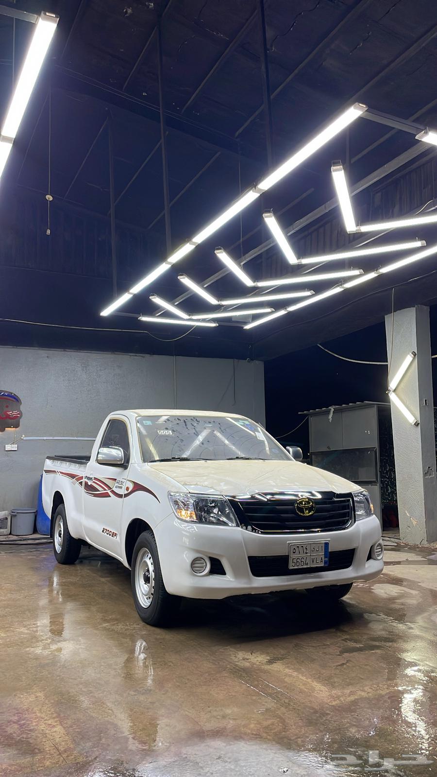 هايلوكس 2013 بدل ب ربع64453270410626113