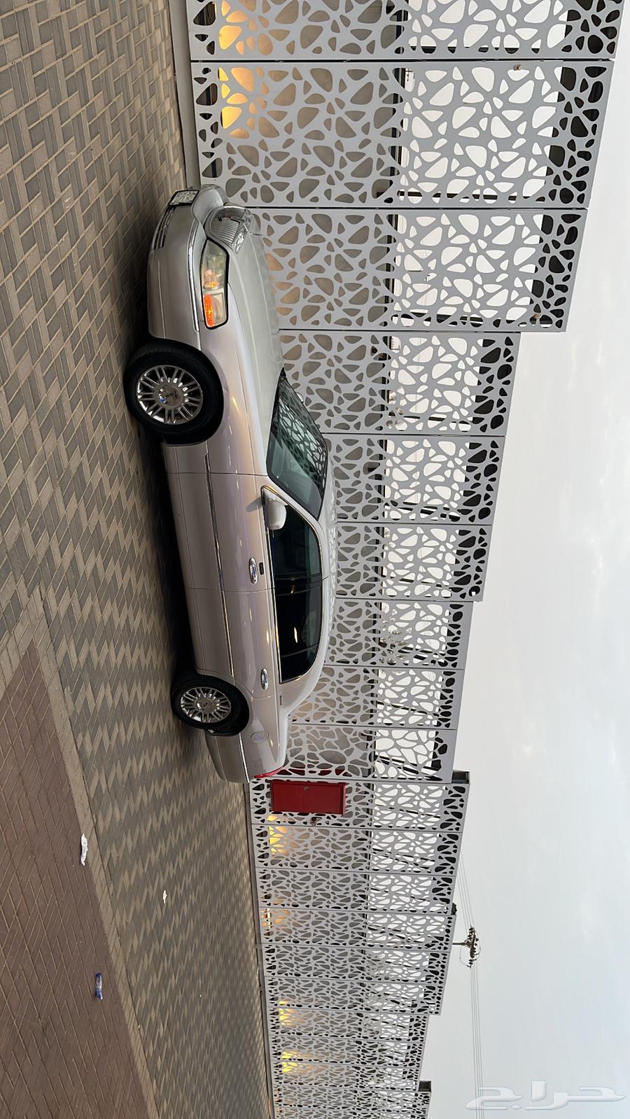 فورد ( تاون كار ) مخزنن64461282176003111