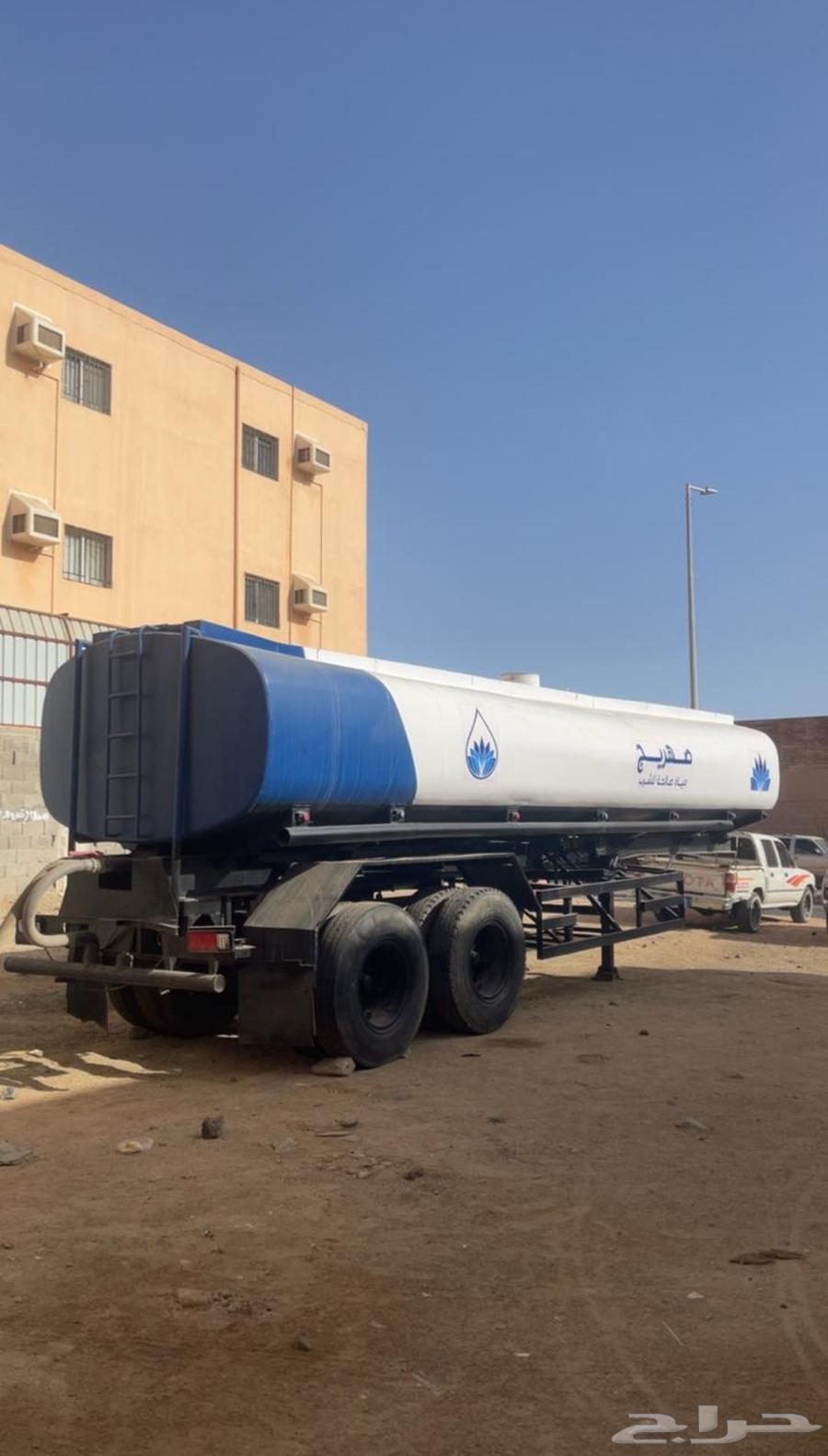 صندوق وايت للبيع حد3064464901562369112