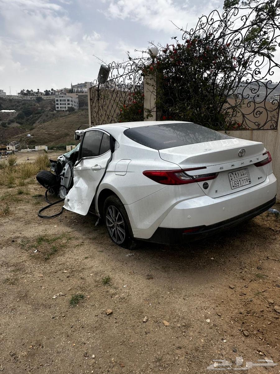 2025 Camry damaged64464646673155113