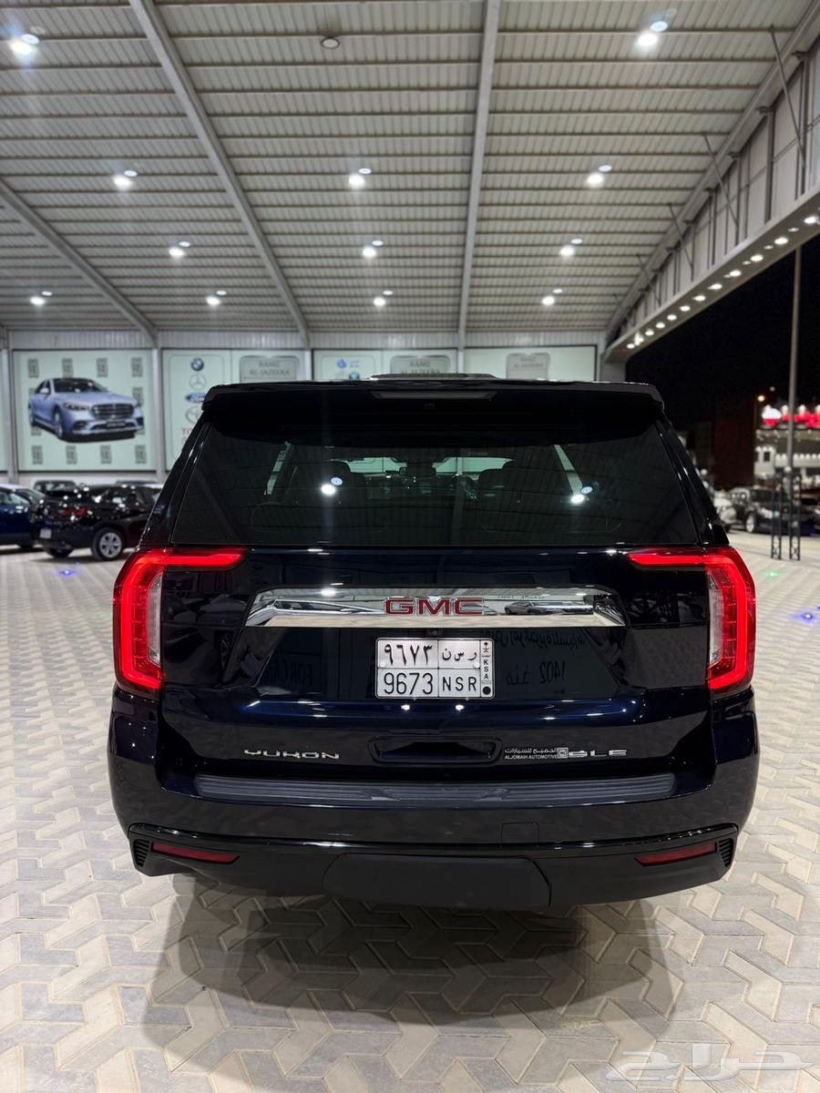 GMC Yukon 2023 - Black, Gray, and Navy64459603522306113