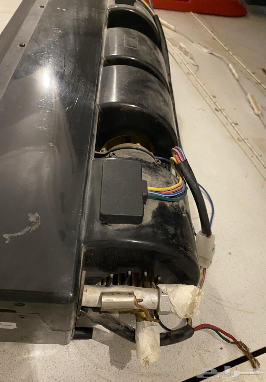 12 Volt Air Conditioner with Four Openings64458496988035113