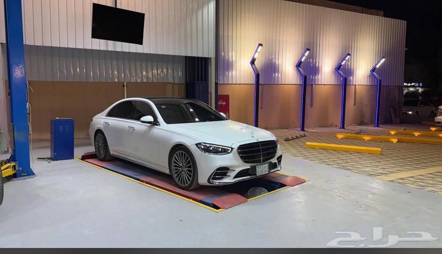 Two-column and four-column forklift with two years warranty64464646643459114