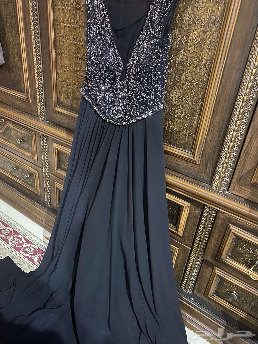 فستان جديد لبسه وحده بس64322929071745111