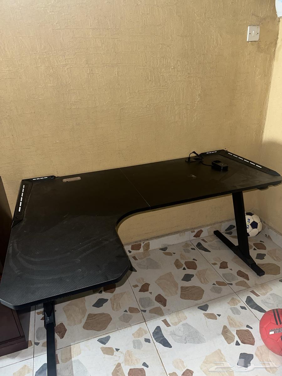 طاولة قيمنق64319014791425111