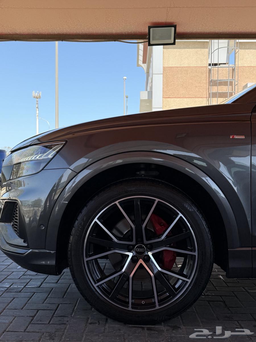 جيب أودي Audi Q8 black addition 2023 نظيف64465535338626111