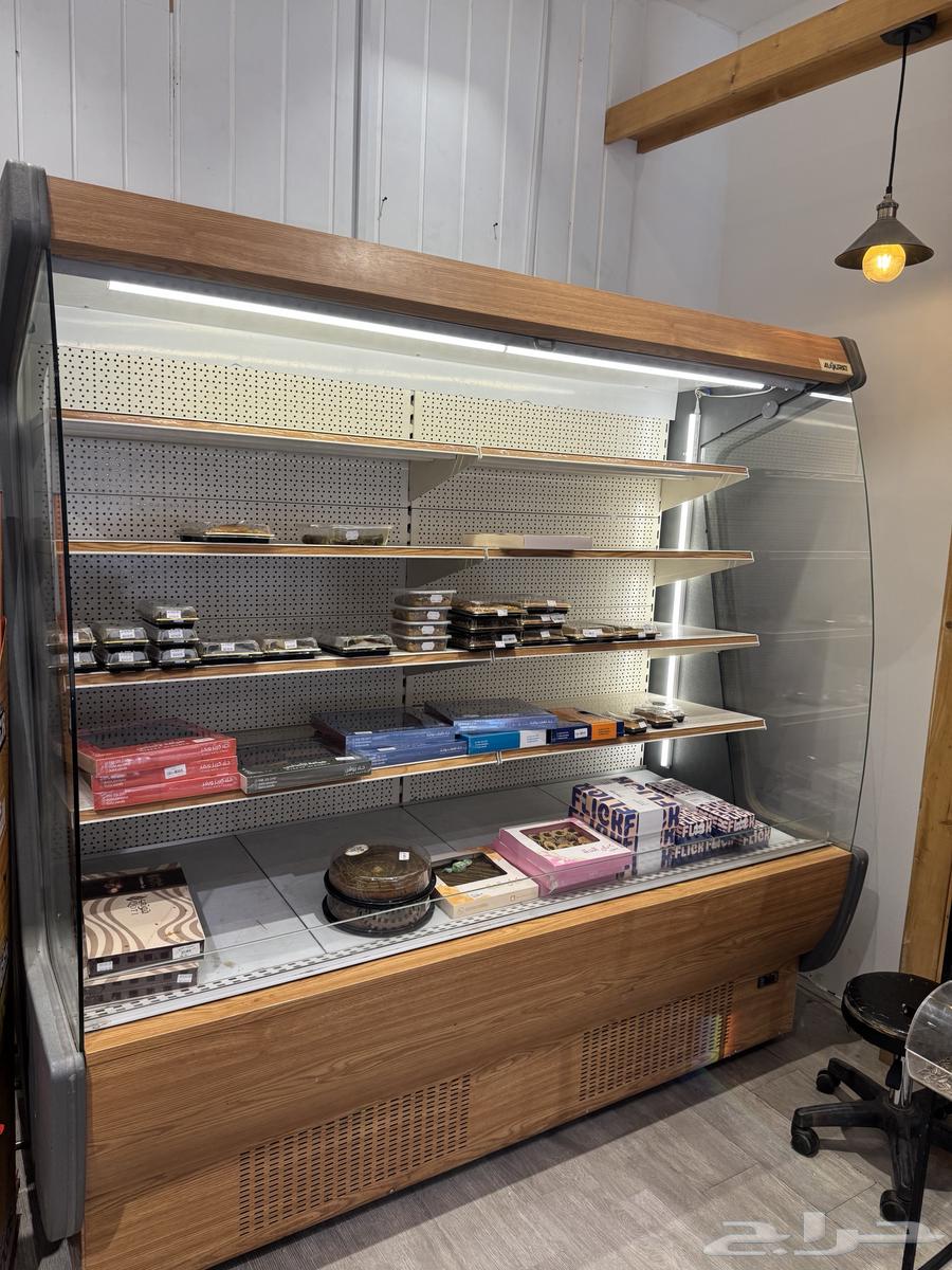 للبيع ثلاجات وارفف عرض64318816251267111