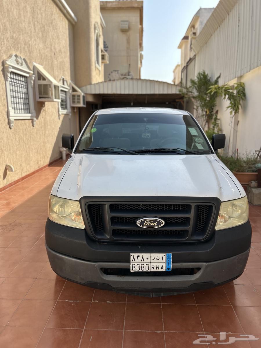 فورد F150 صندوق طويل بودي بلد عليه مكينه قراند ماركيز 201164460544370818112