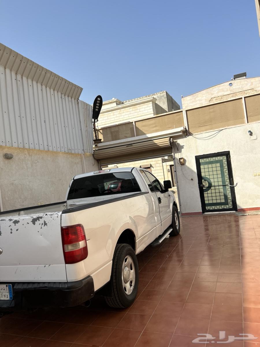 فورد F150 صندوق طويل بودي بلد عليه مكينه قراند ماركيز 201164460544370818114