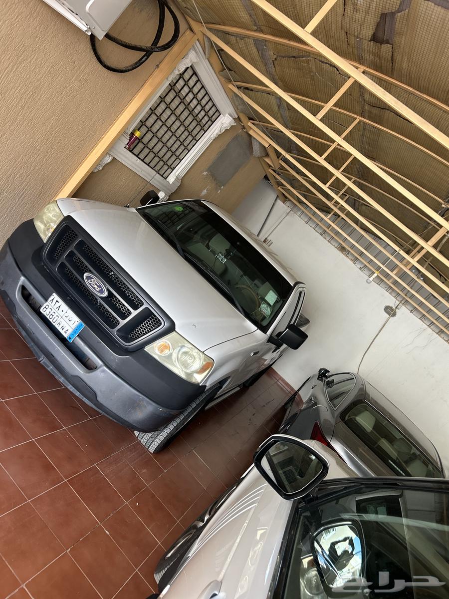 فورد F150 صندوق طويل بودي بلد عليه مكينه قراند ماركيز 201164460544370818110