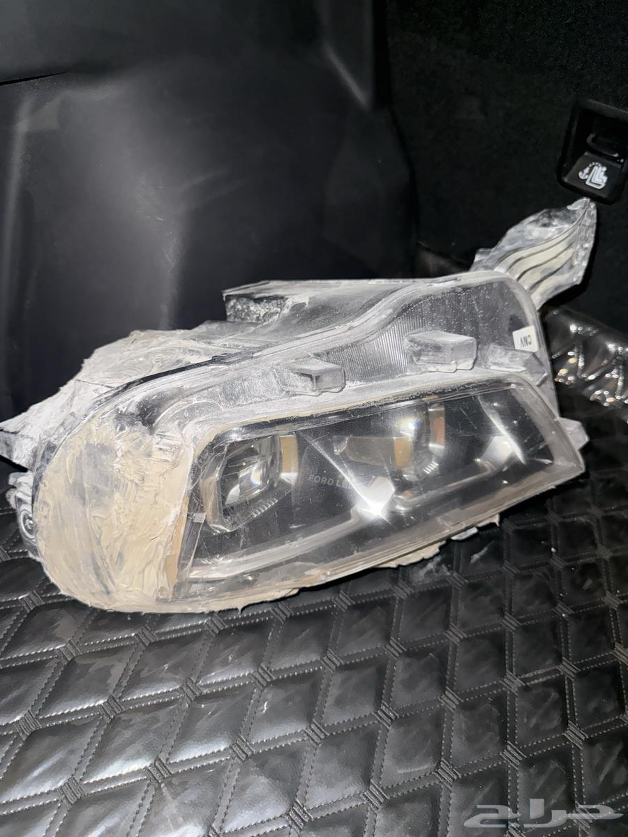 Right-side Territory candle64464224219394110